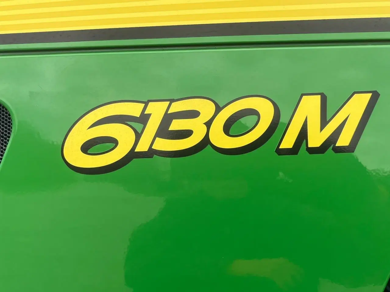 Billede 2 - John Deere 6130M med Auto Quard gearkasse og med krybe gear. I for er der frontlift og 2stk dobbeltvirkende fjernudtag