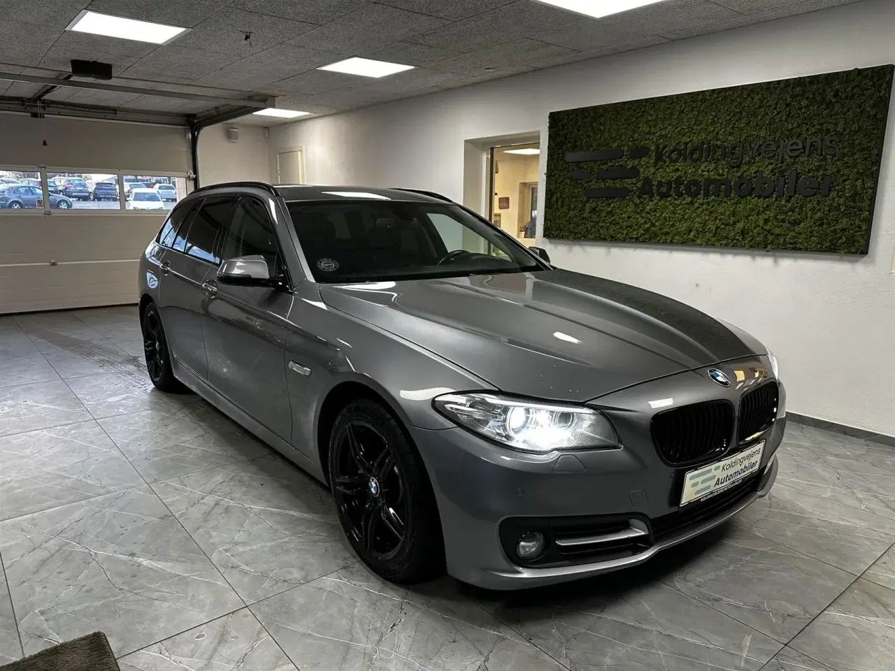 Billede 1 - BMW 530d Touring 3,0 D 258HK Stc 8g Aut.