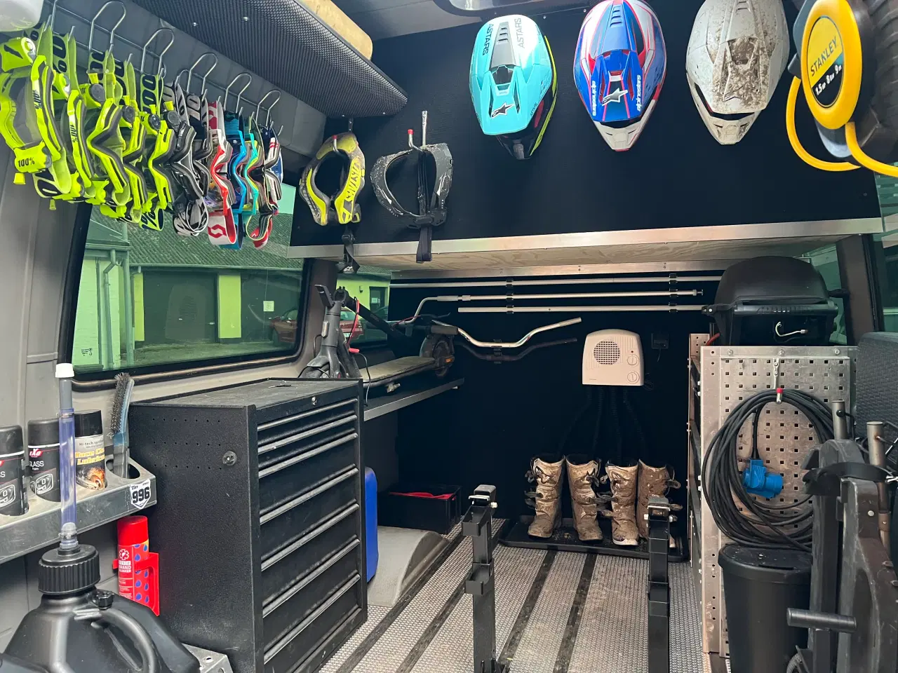 Billede 2 - Lastbil med mange muligheder!