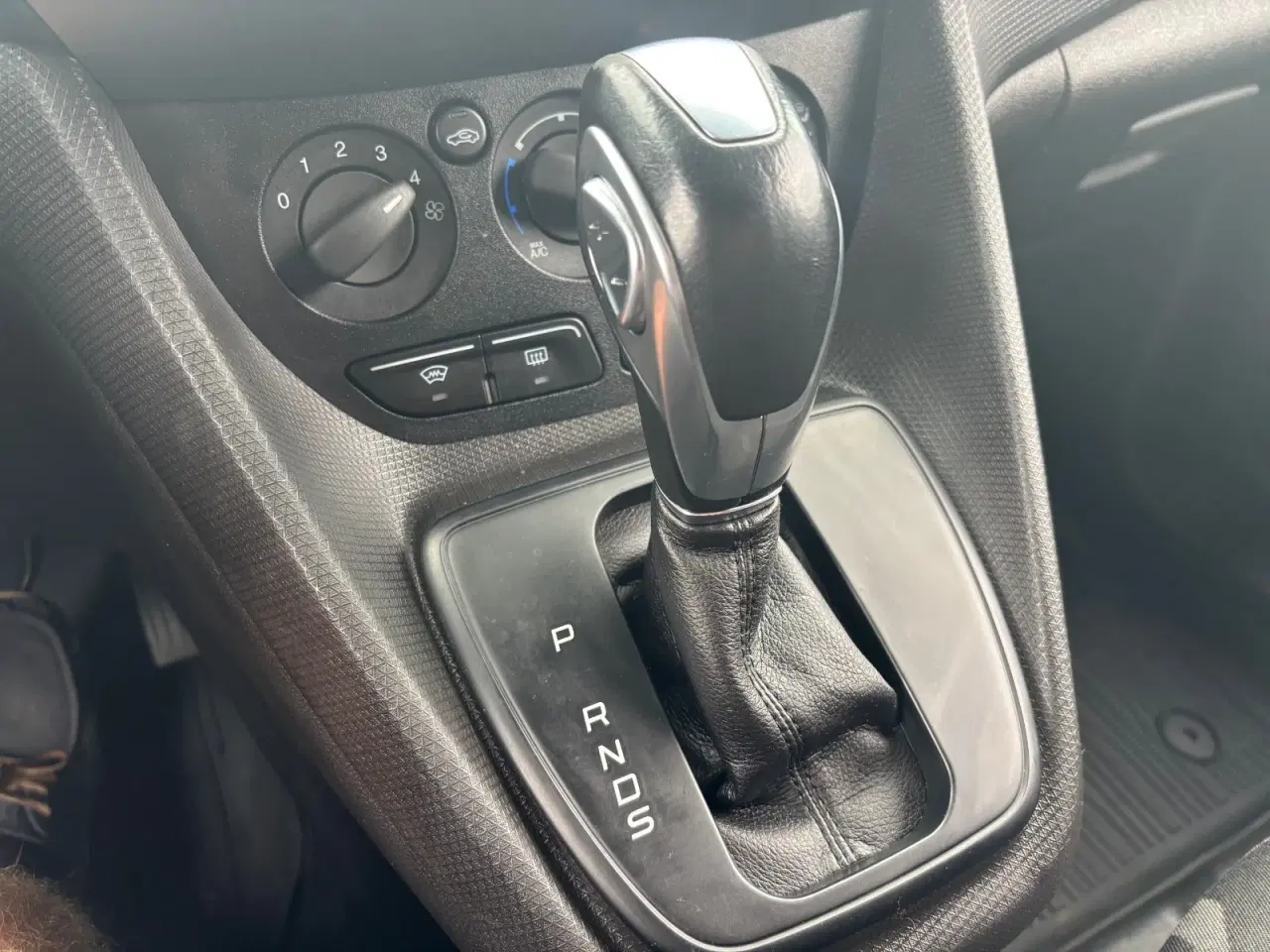 Billede 9 - Ford Transit Connect 1,5 TDCi 120 Trend aut. kort