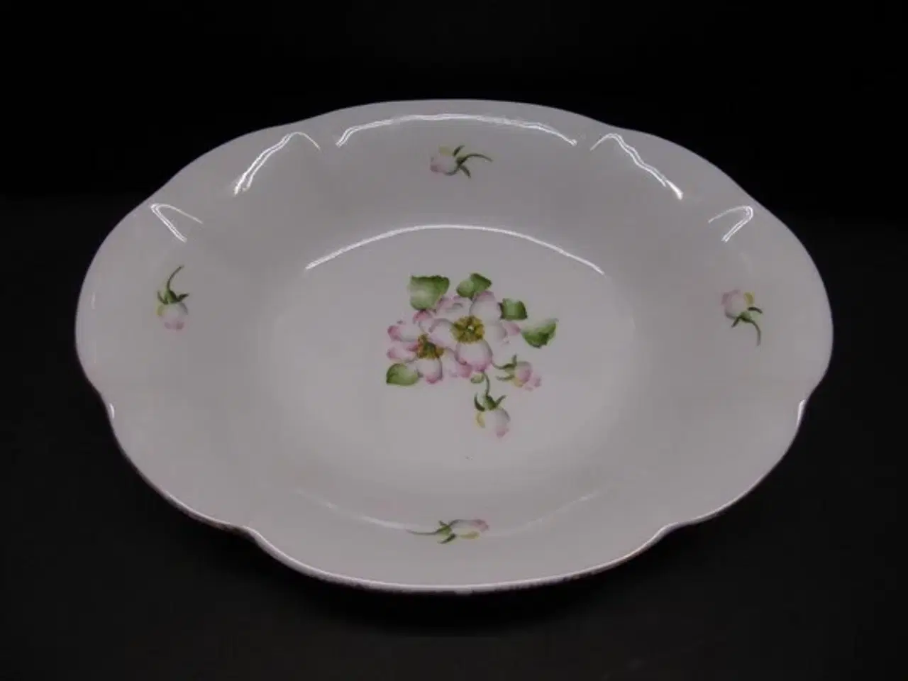 Billede 1 - Prinsesse Margrethe (Æbleblomst) Bordskål 5x31x24 cm - (hxlxb)