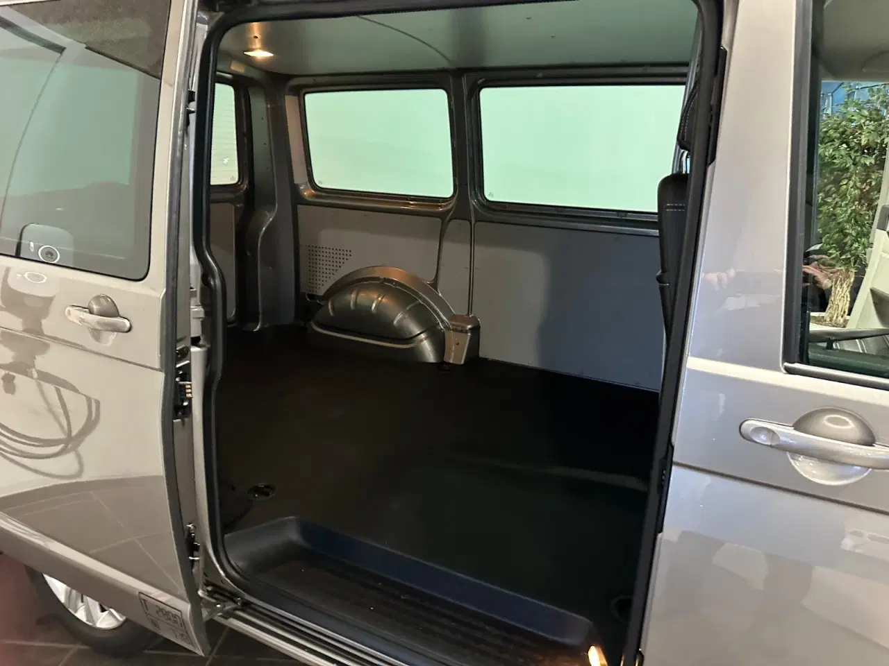 Billede 14 - VW Transporter 2,0 TDi 102 Kombi kort