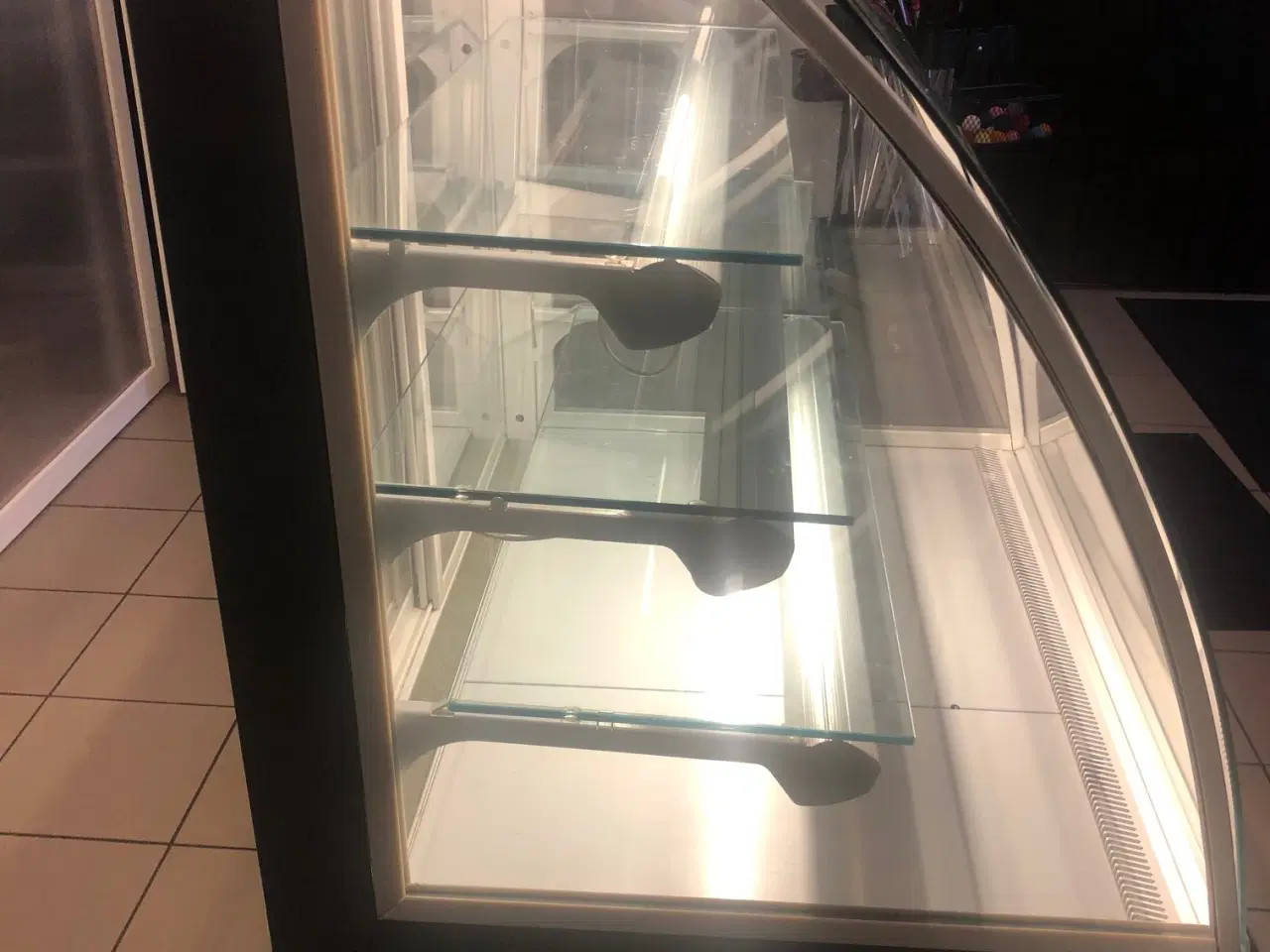 Billede 3 - Pæn og præsentabel køledisk