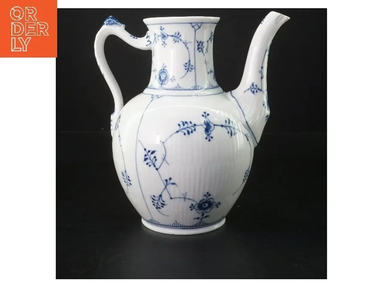 Billede 3 - Tekande i porcelæn med musselmalet dekoration fra Royal Copenhagen (str. 24x20 cm)