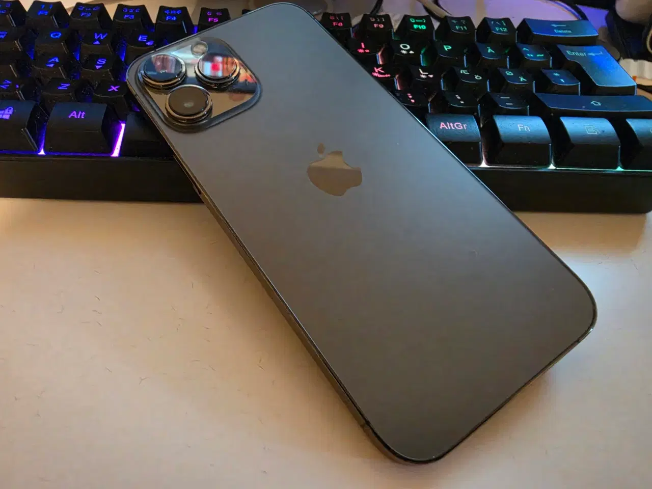 Billede 2 - iPhone 13 Pro Max Sælges