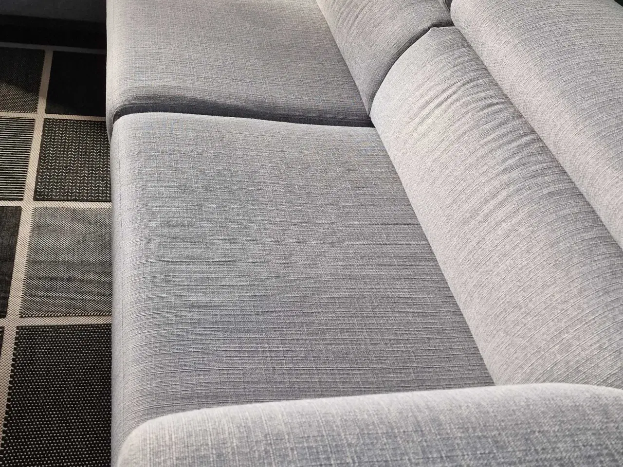 Billede 3 - Pæn sofa med chaiselong 