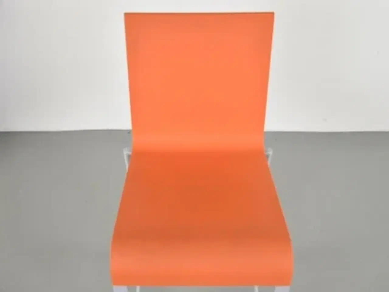 Billede 6 - Vitra .03 barstol i orange på grå stel