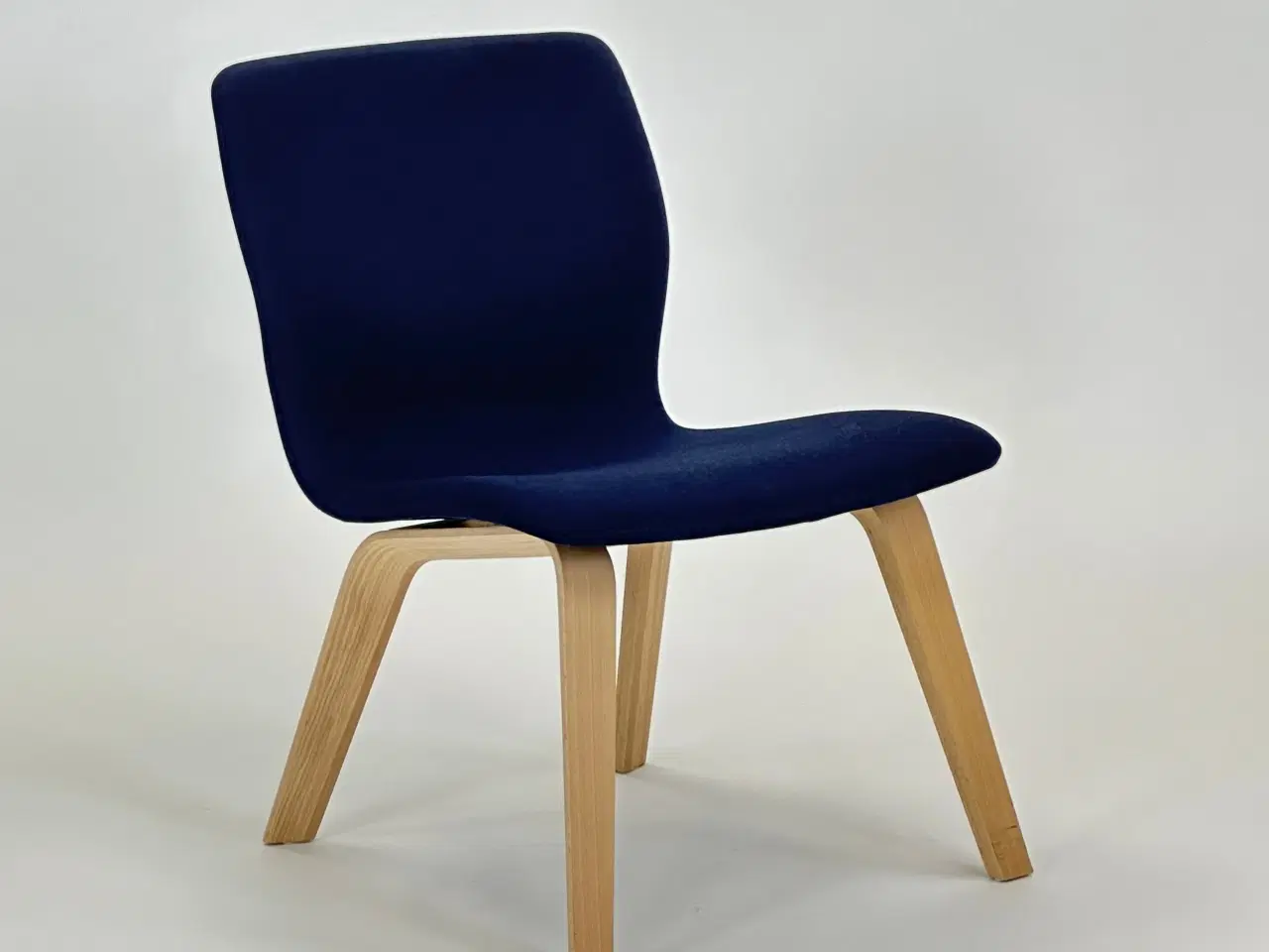 Billede 1 - Butterfly lounge (Dark navy) fra Magnus Olesen