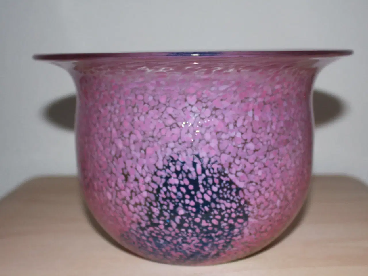 Billede 7 - Ulrica Hydmann-Vallien, Kosta Boda. Vase og skål