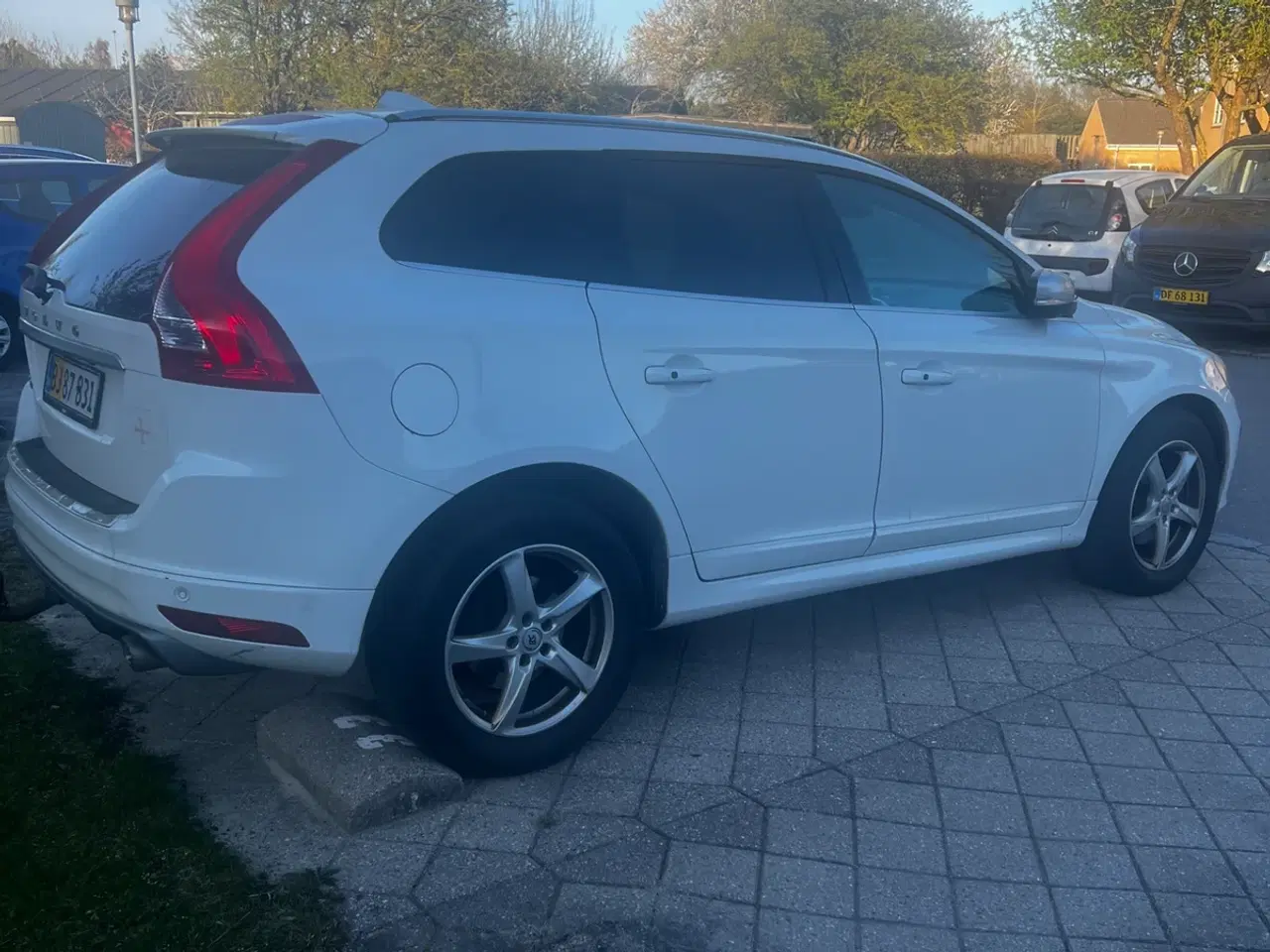 Billede 5 - Volvo XC60 2,4 D5 215 R-Design aut. AWD Van