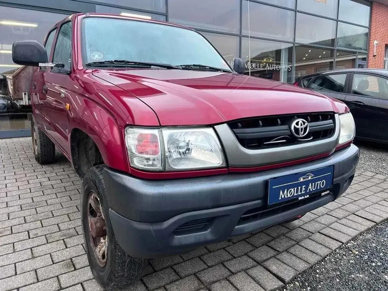 Billede 10 - Toyota HiLux 2,5 D-4D Mandskabsvogn m/lad 4x4