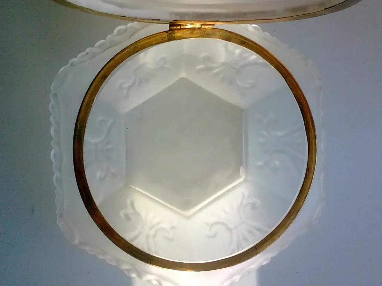 Billede 3 - Art deco skrin i matteret glas * lågkrukke