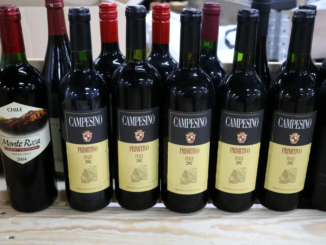 Billede 8 - 68 Flasker div vine.