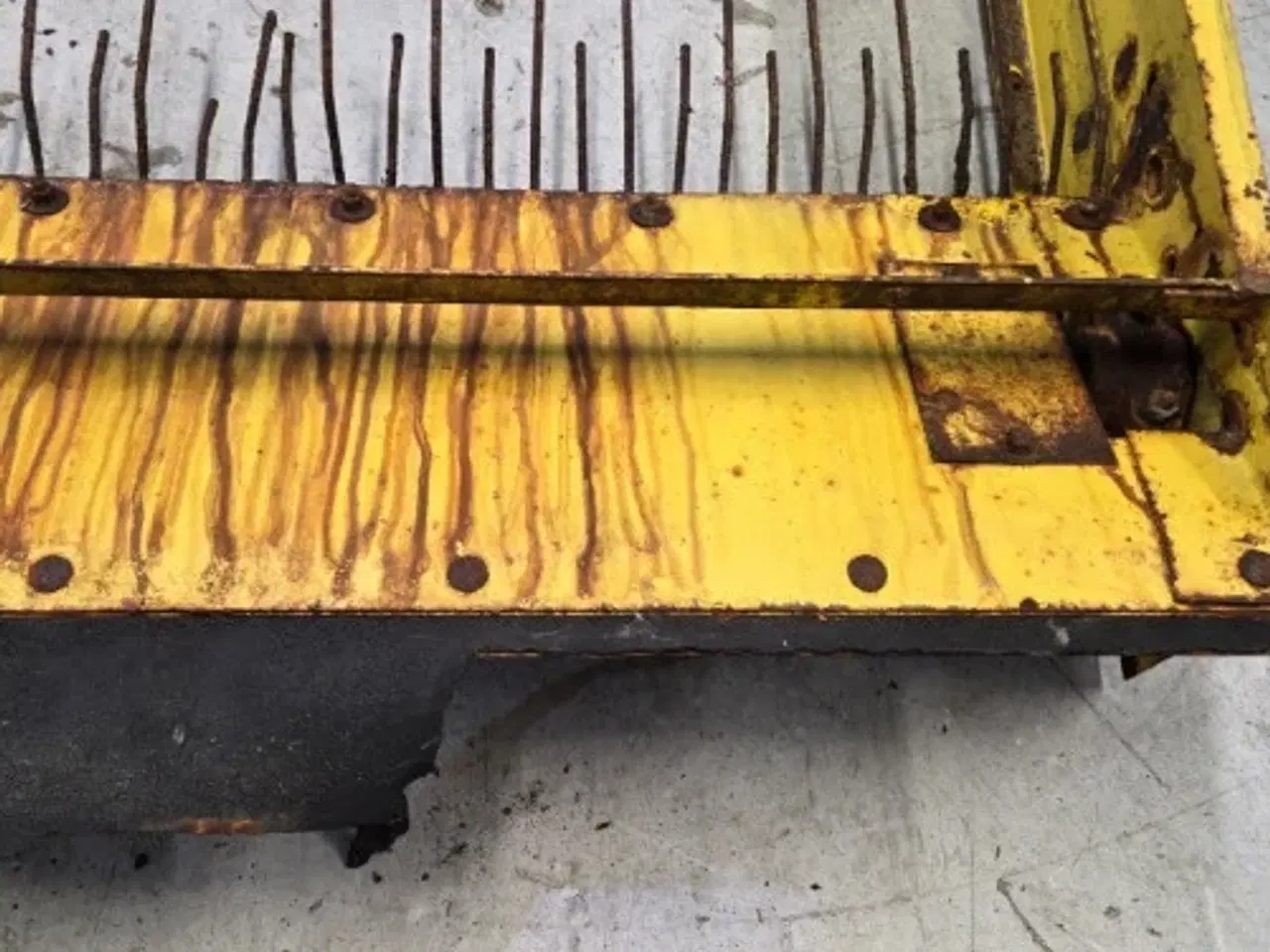 Billede 14 - New Holland 1550 Øverste Soldkasse 80336005