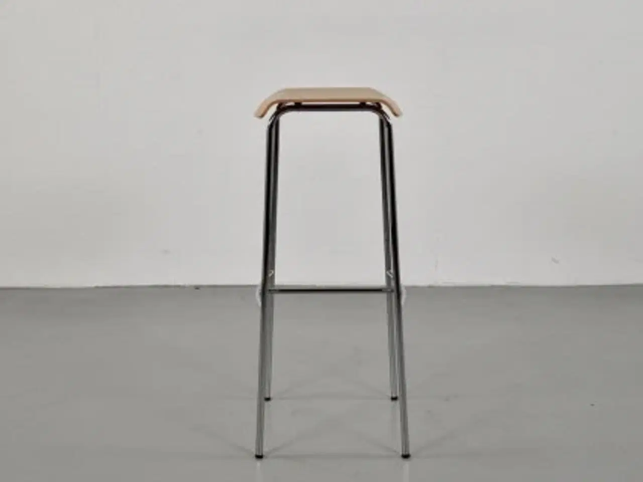 Billede 4 - Magnus olesen pause barstol med sæde i bøg og krom stel
