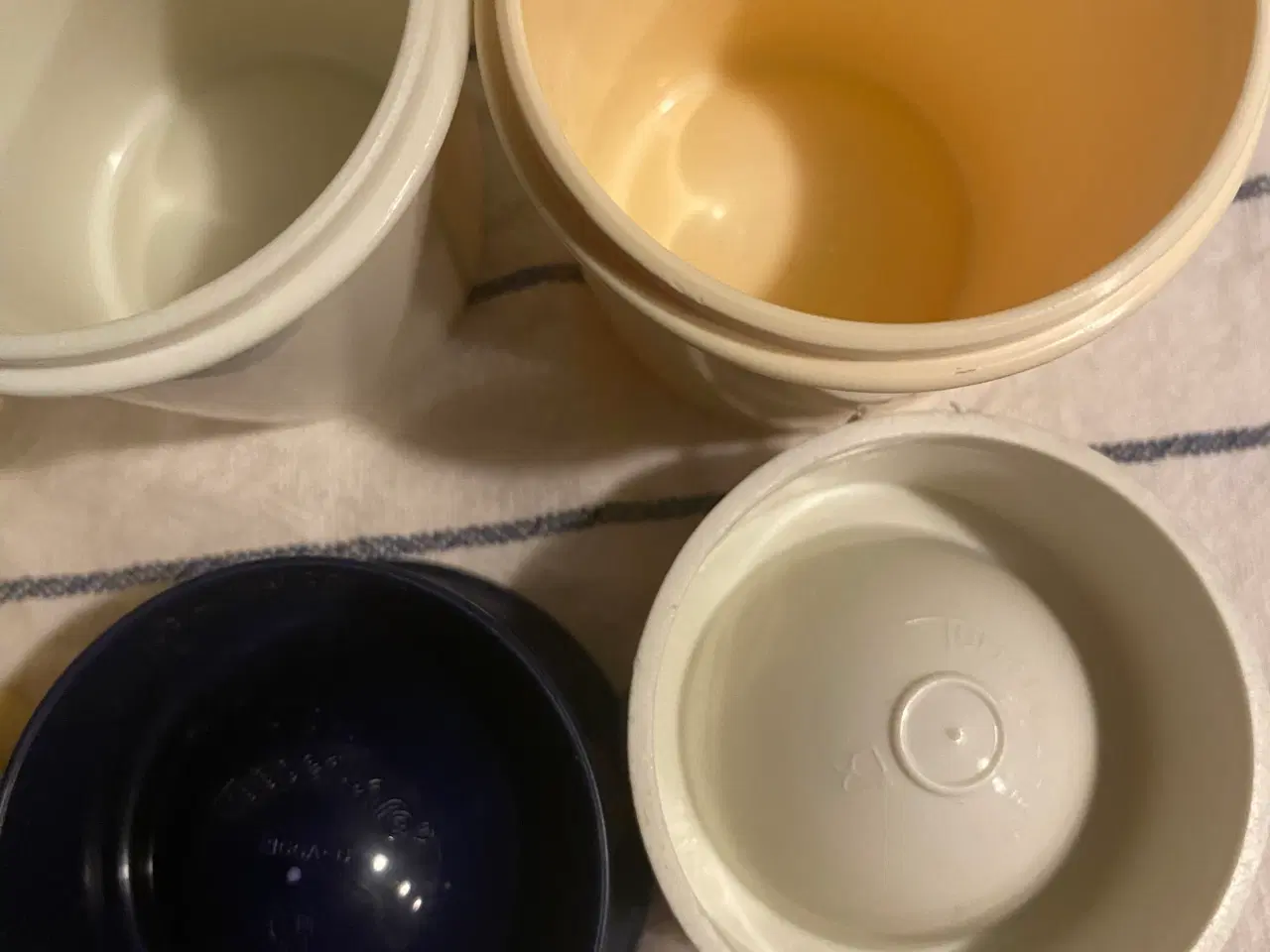 Billede 3 - 3 stk Tupperware æggebægre 