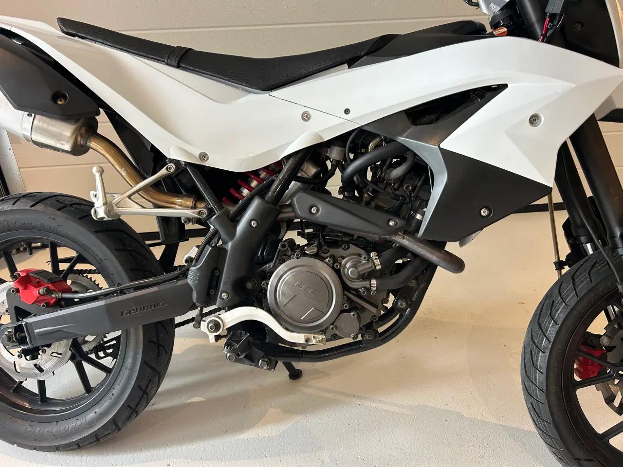 Billede 9 - Generic Tr 125 - nysynet og på plader