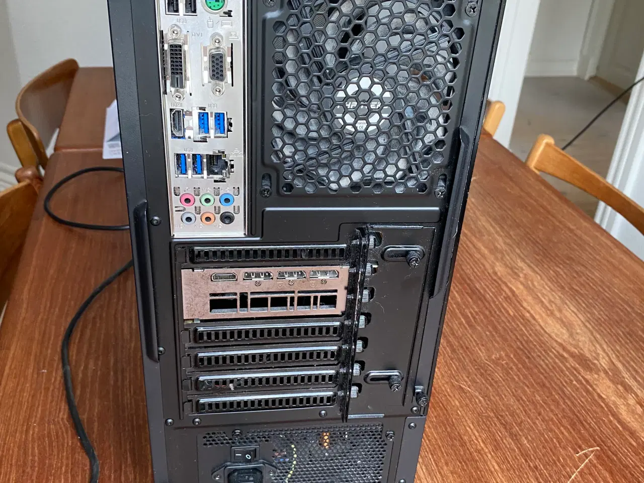 Billede 4 - Stationær computer og 144 hz skærm