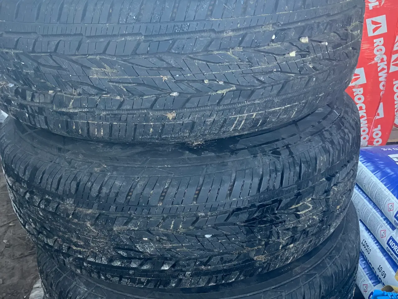 Billede 2 - Ford alufælge med helårsdæk