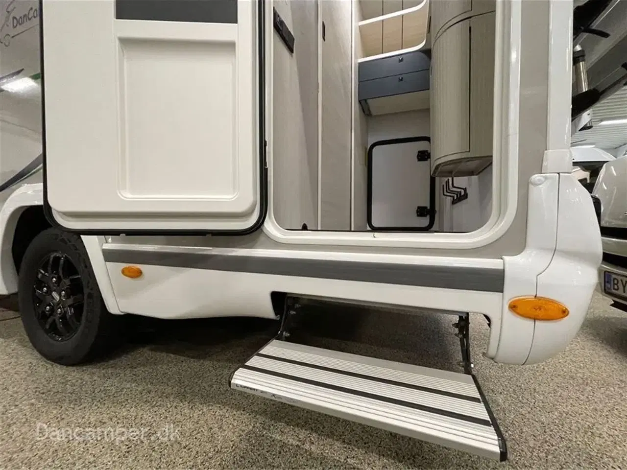 Billede 32 - 2024 - Chausson 660 Titanium ULTIMATE   UNDER KLARGØRING! Chausson 660 Titanium ULTIMATE, Elcykelholder, Lithiumbatterier, Induktionsplade, 3000W inverter