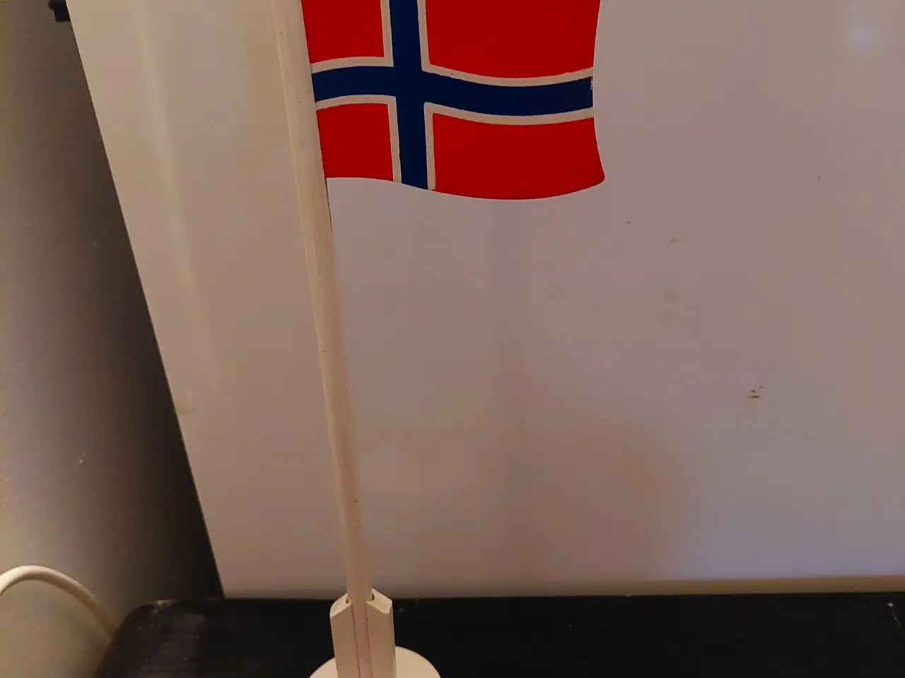 Billede 4 - Norsk flag i træ