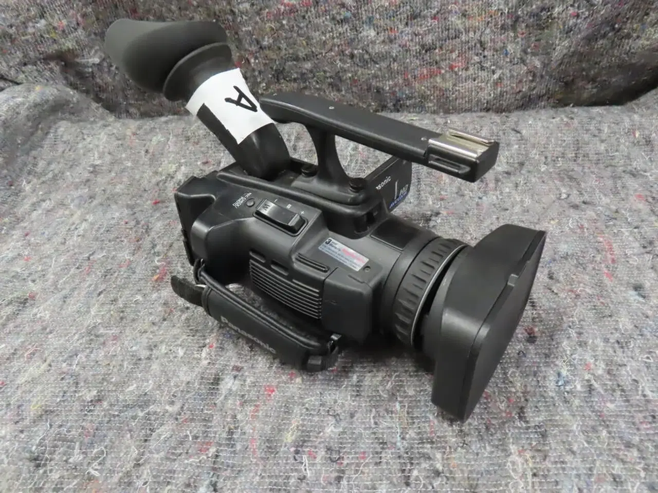 Billede 4 - Videokamera - PANASONIC AVCCAM HD AG-HMC41 E (MOMSFRI)