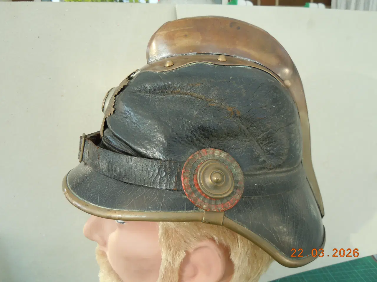 Billede 2 - Læderbrandhjelm, Aarhus Brandvæsen. Brugbar.