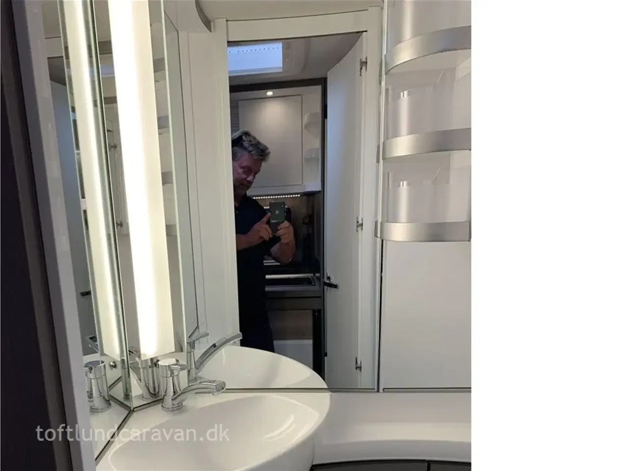 Billede 12 - 2026 - Hobby Excellent Edition 495 UL   Mest populære vogn med enkeltsenge. NY 2026 MODEL, KOMMER SNART PÅ LAGER = ring og hør nærmere