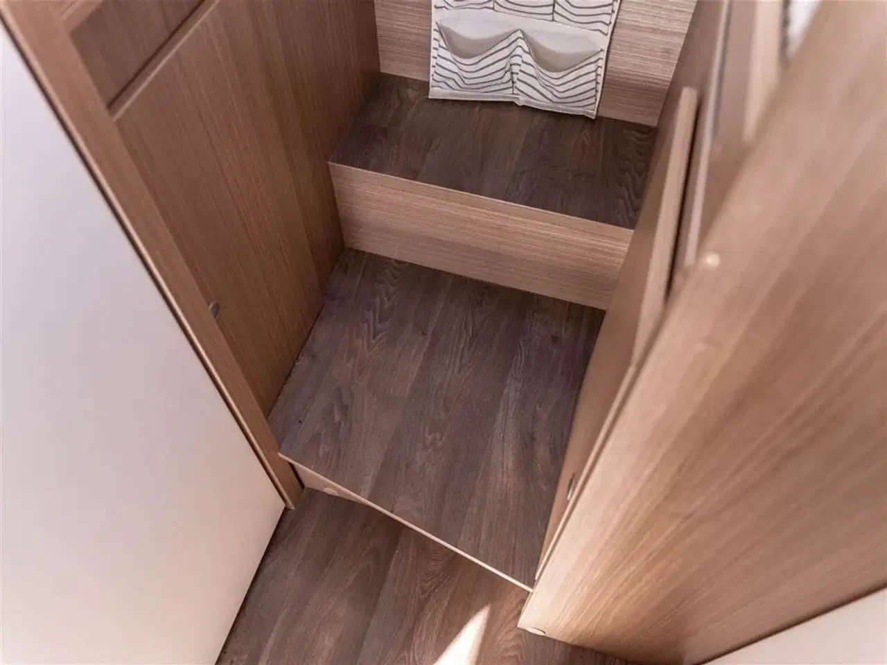 Billede 38 - 2021 - Carado I 338 Aut.   Topudstyret Helintegreret Carado med automatgear