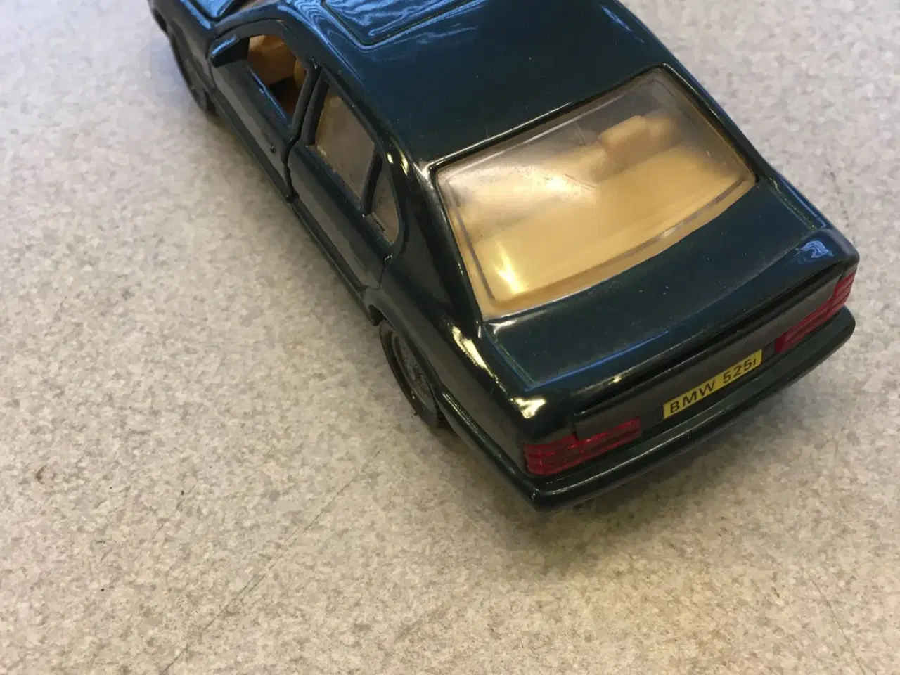 Billede 2 - BMW 525i fin metal Corgi model