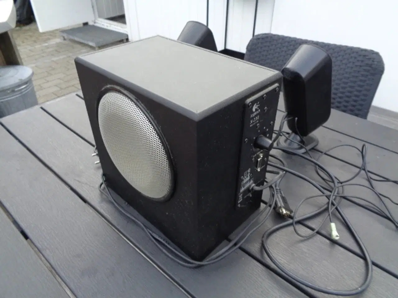 Billede 2 - 2 højtalere og subwoofer