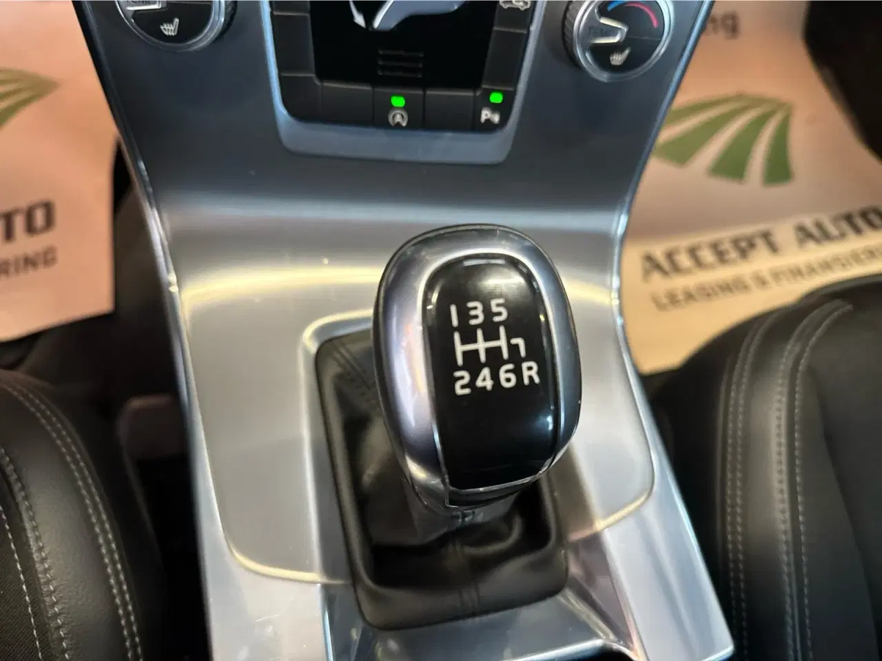 Billede 15 - Volvo V60 2,0 D4 181 Momentum Drive-E