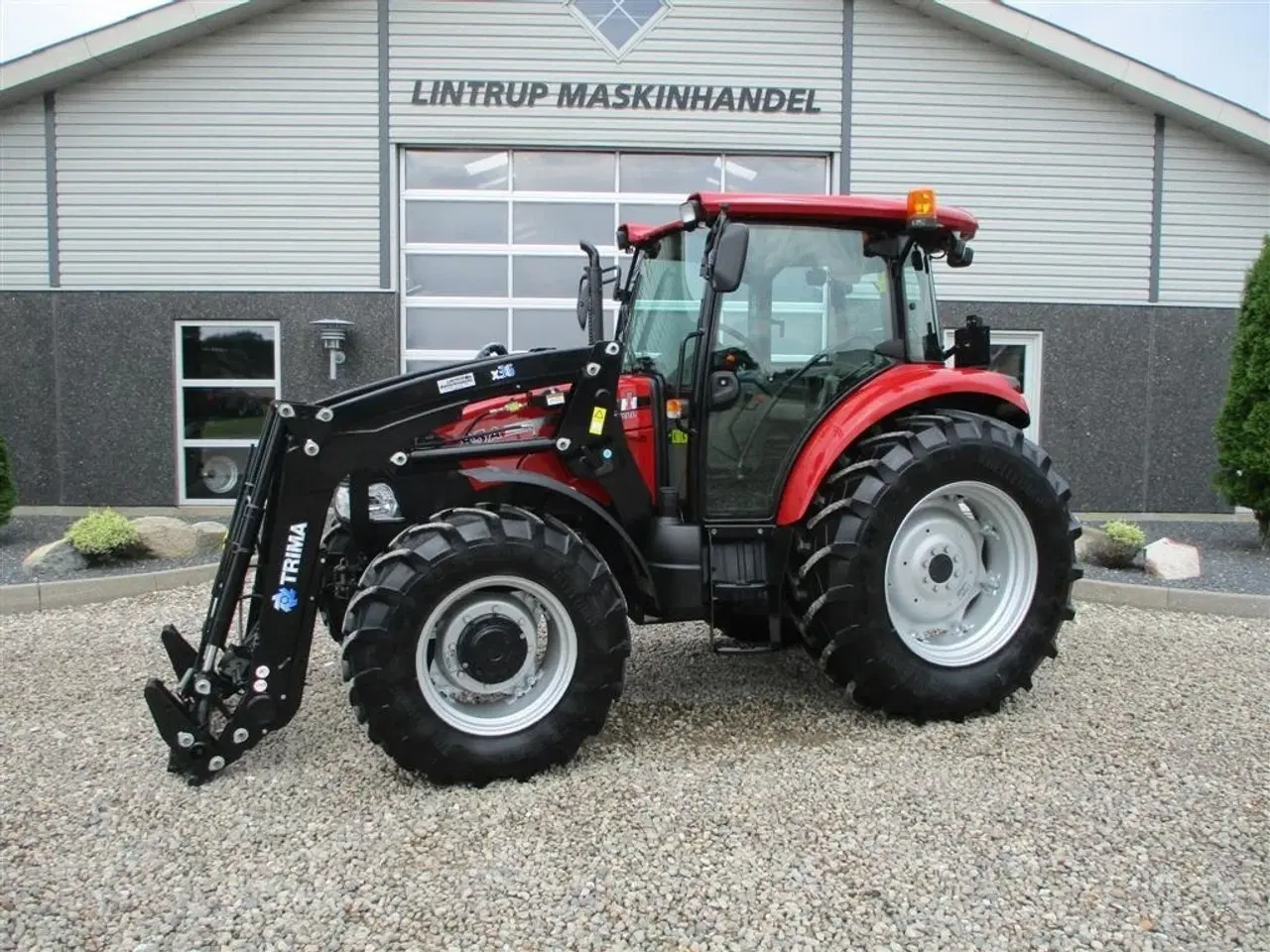 Billede 1 - Case IH Farmall 85A Med frontlæsser