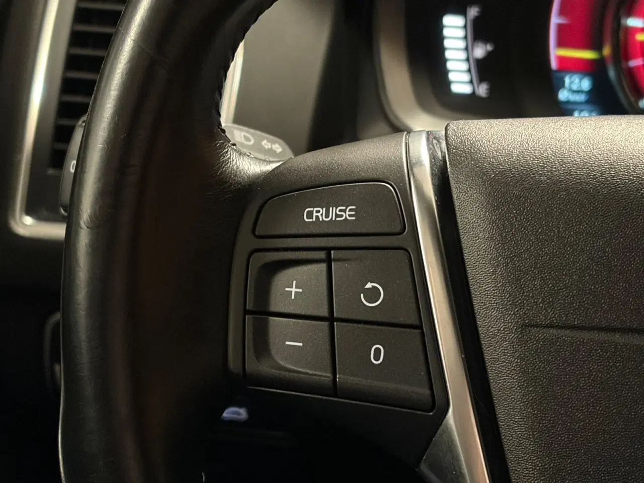 Billede 11 - Volvo XC60 2,0 D4 181 Momentum aut.