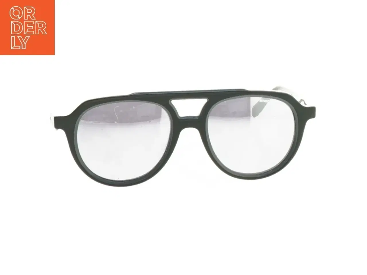 Billede 1 - Solbriller med etui fra Sergio Tacchini (str. 14 cm)