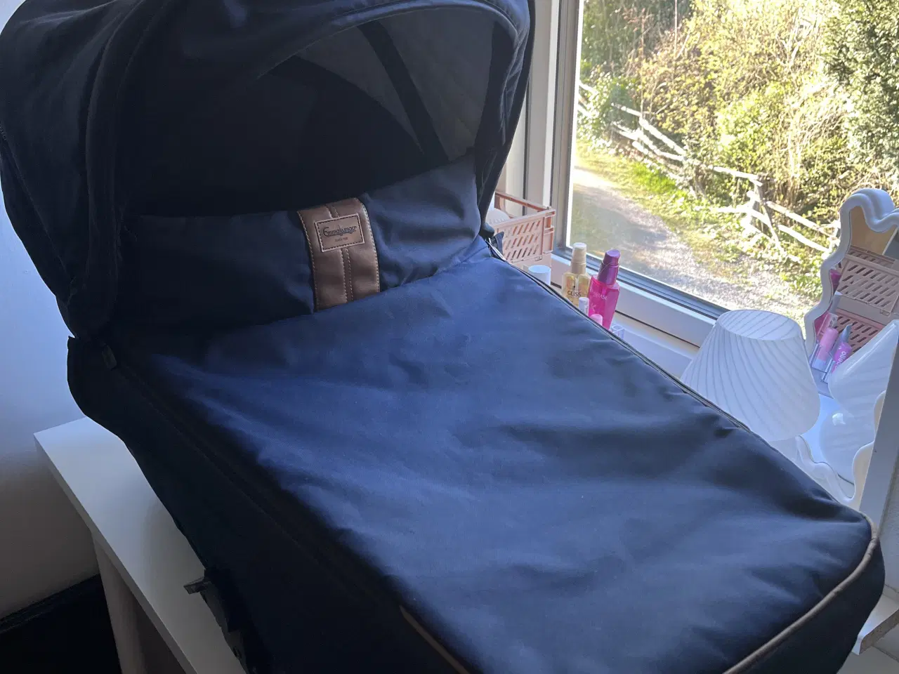 Billede 3 - Emmaljunga NXT90B – navy/cognac, velholdt, 3999 kr