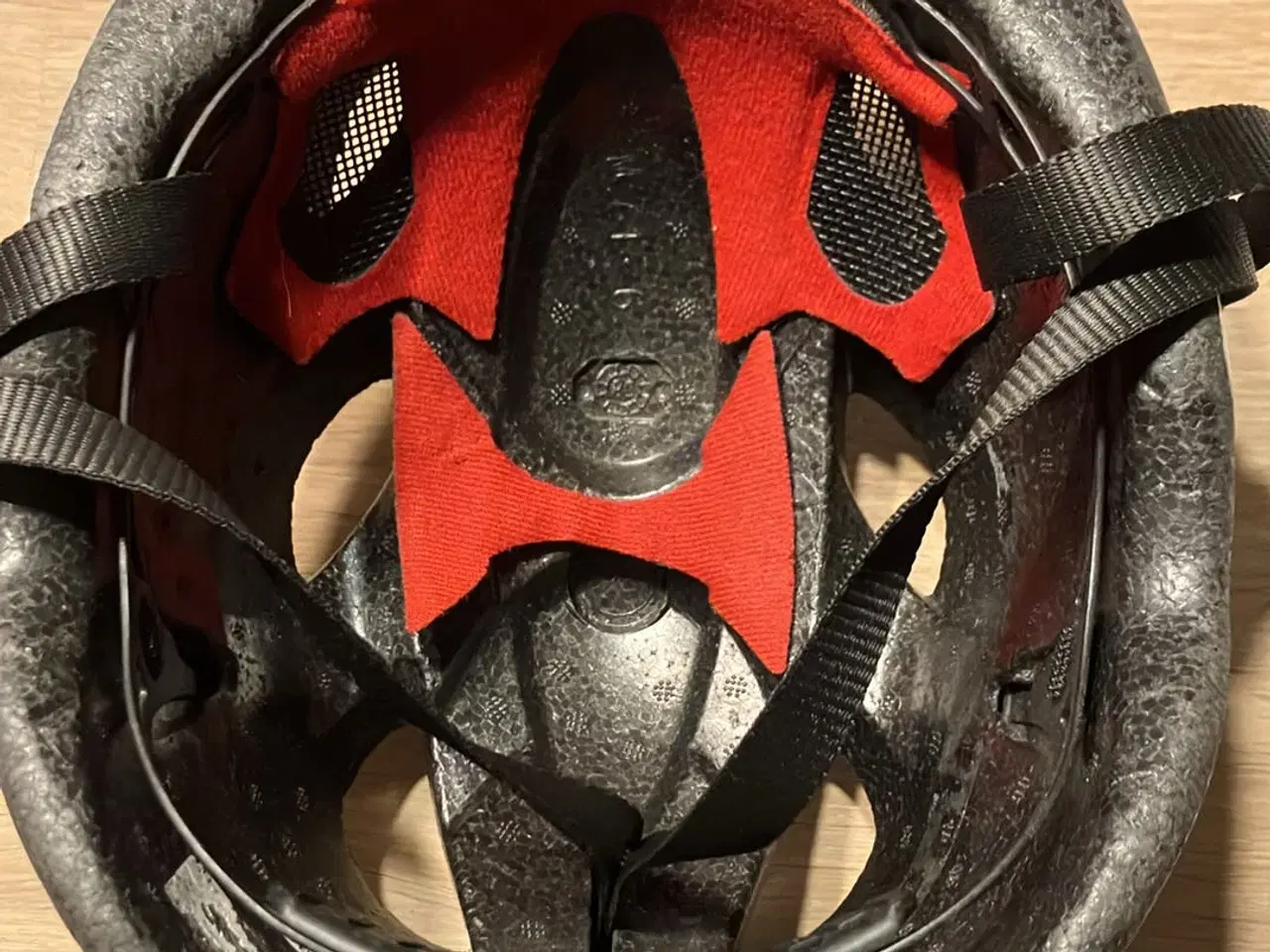 Billede 3 - Cykelhjelm til barn, justerbar