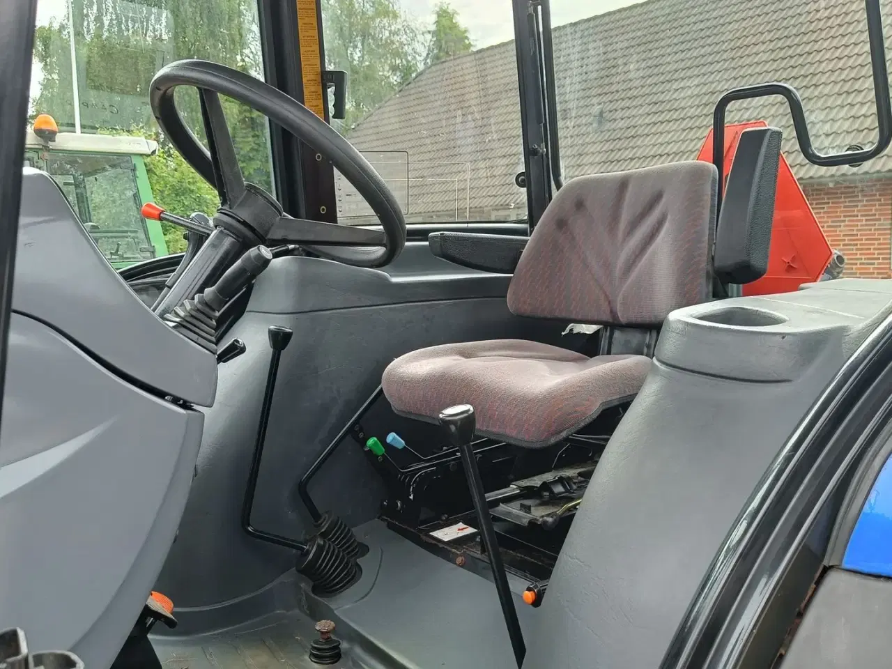 Billede 11 - New Holland TD90D med frontlæsser (Eurobeslag)