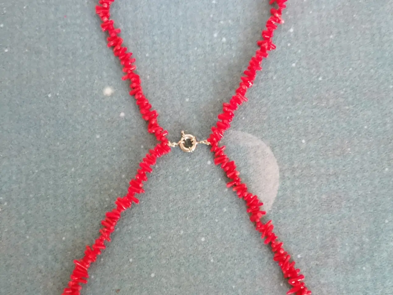 Billede 2 - Smuk Koral Halskæde