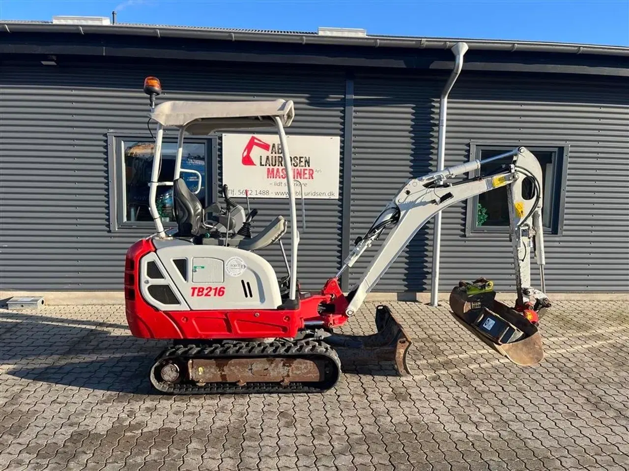 Billede 1 - Takeuchi TB216 Hydraulisk hurtigskifte med 3 skovle.