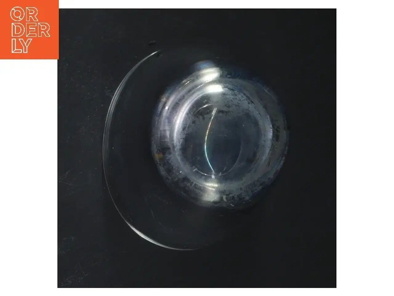 Billede 4 - Glasvase med indgraveret motiv (str. 16 cm)