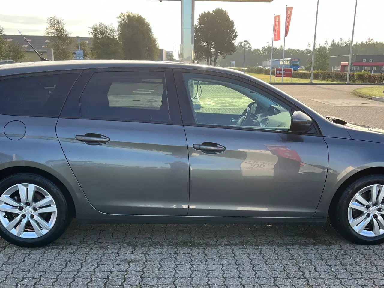 Billede 6 - Flot Peugeot 308 BlueHDI 120 hk SW