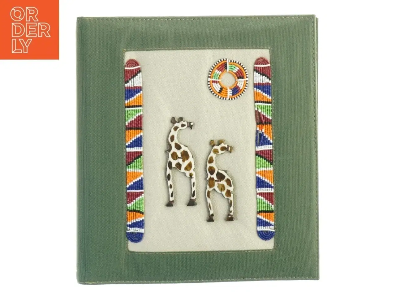 Billede 1 - Håndlavet perlebroderet ringbind (str. 30 x 28 cm)