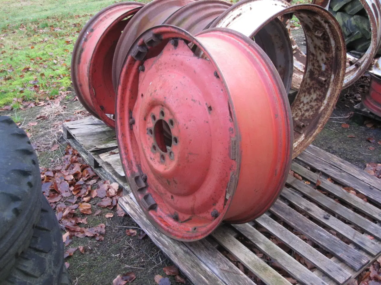 Billede 3 - Fælgringe til Ford traktor 36" 2 sæt