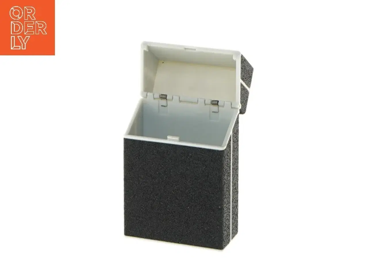 Billede 5 - Plastikdåse med klaplåg (str. 9,5x3x6 cm)