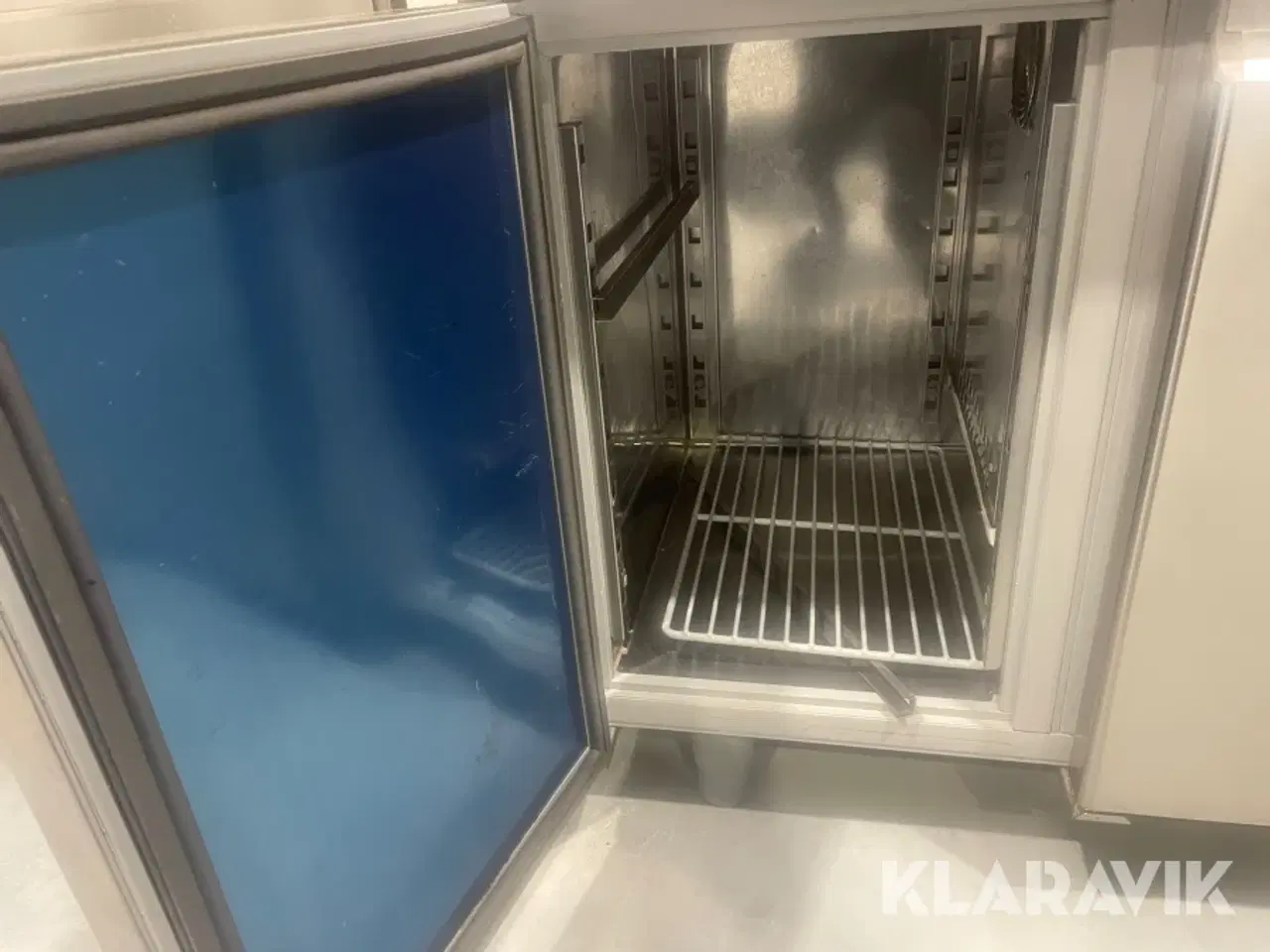 Billede 7 - Koldjomfru / Kølebord Desmon med skabe