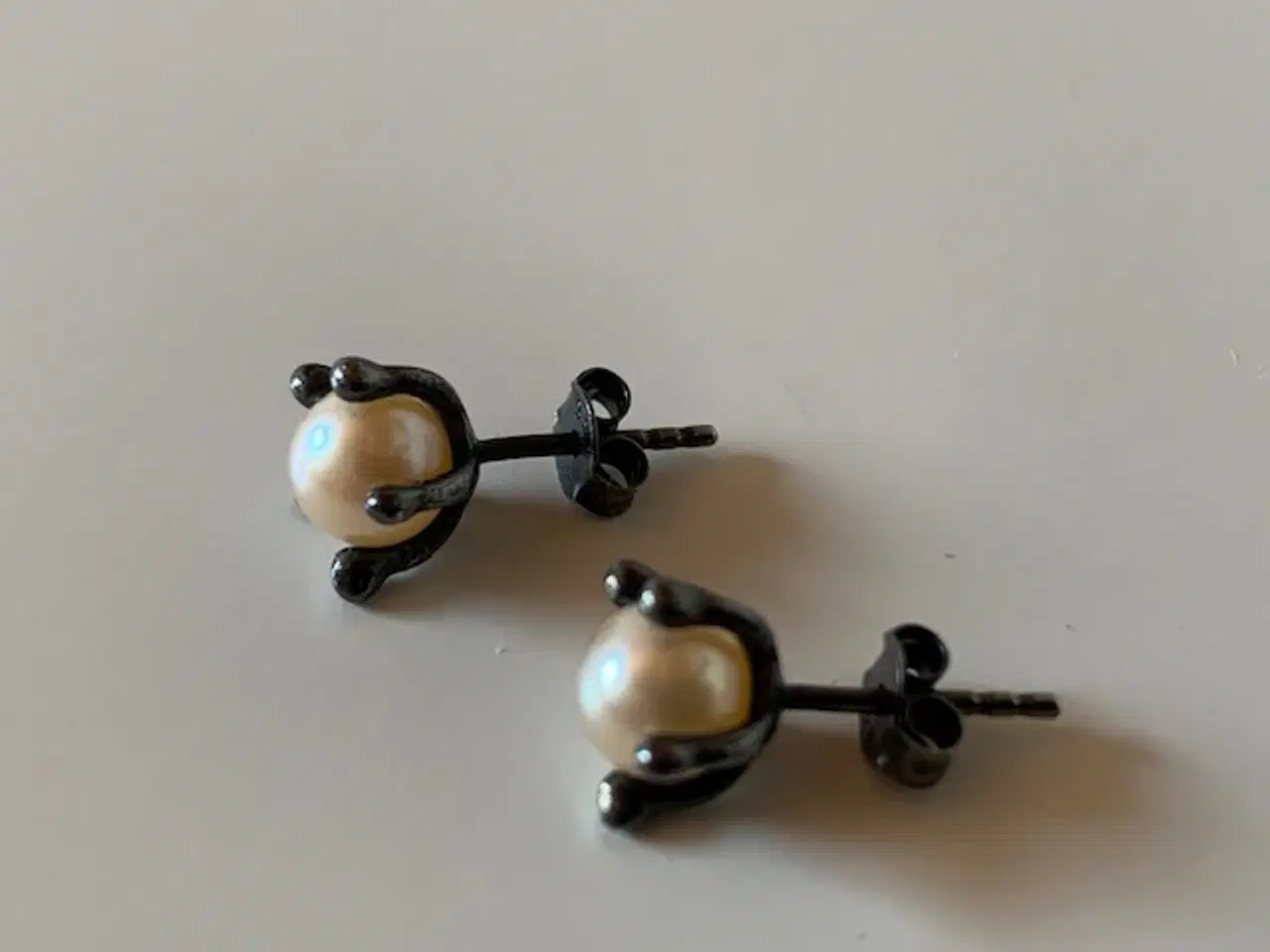 Billede 4 - Ørestikker Spinning, oxyderet sølv 925 med perler