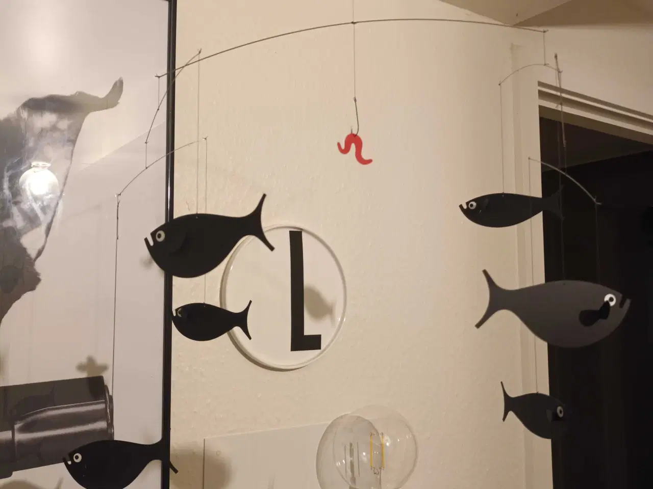 Billede 1 - Flensted fiske uro med orm på krog