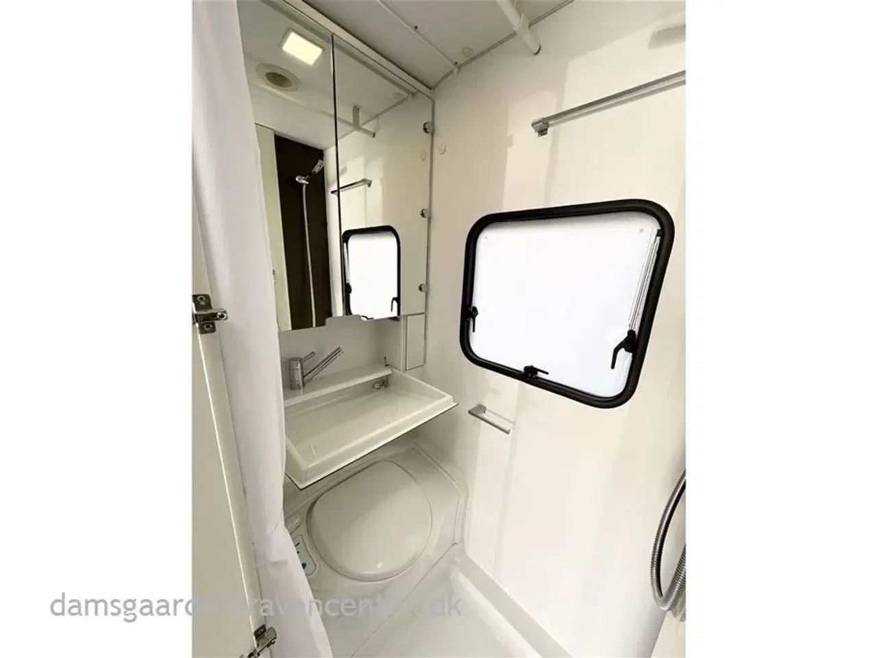 Billede 12 - 2019 - Adria Altea 362 LH 4 Four   Enkeltsenge-Lamel-Gulvtemp.-Mover-Telt