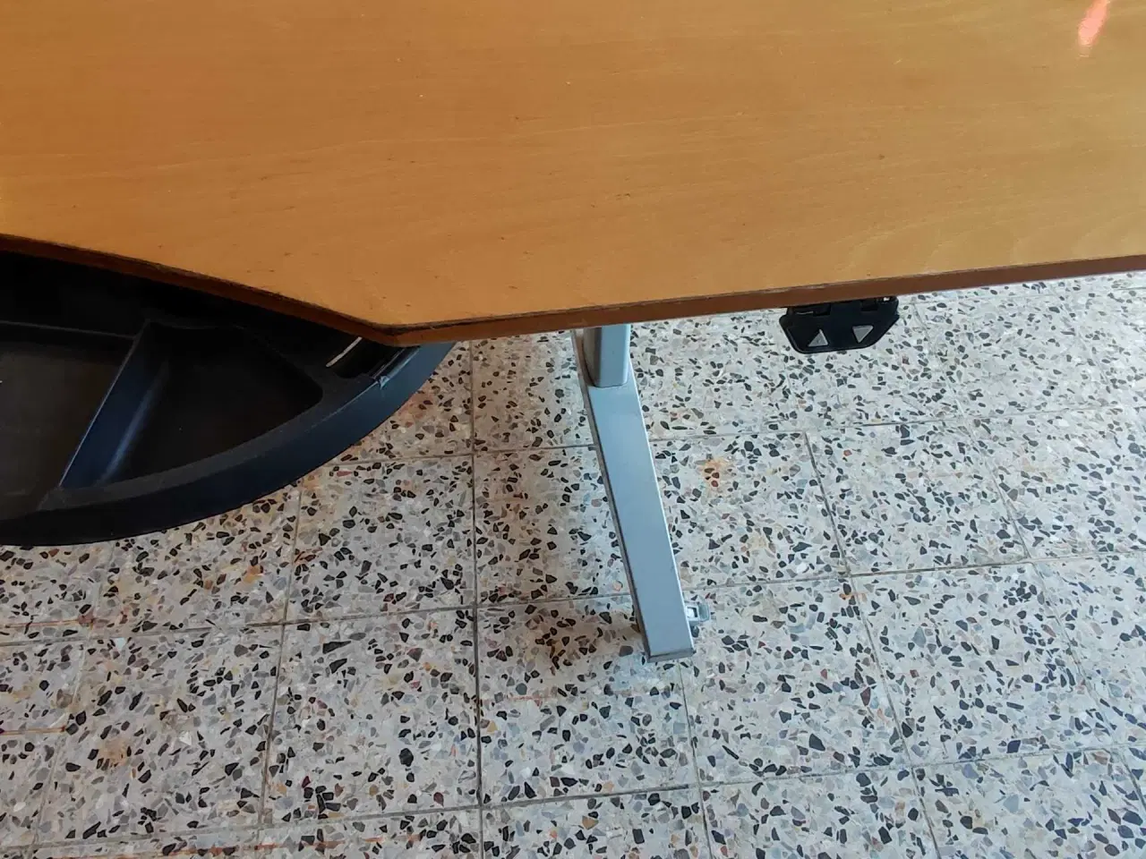 Billede 2 - Hæve sænke bord